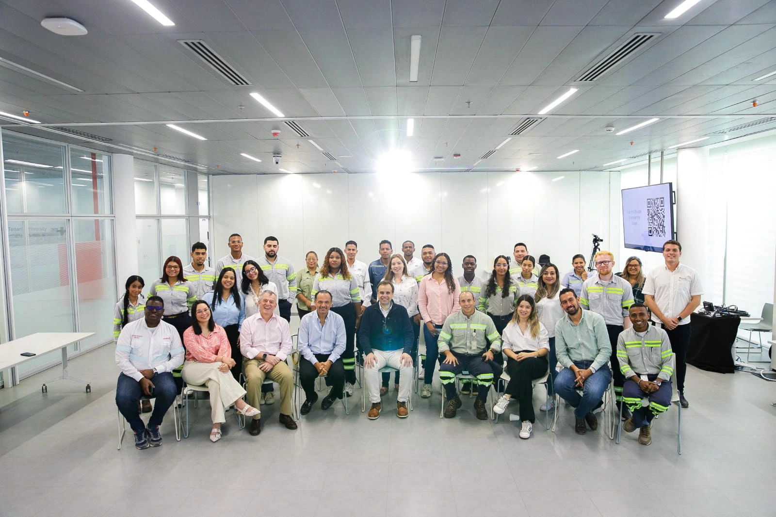 A brief description of the image